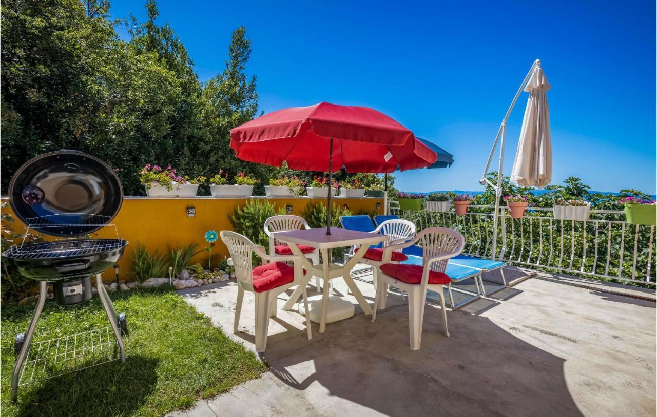 Amazing Apartment In Kostrena With 1 Bedrooms And Wifi מראה חיצוני תמונה